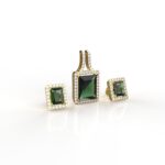Avarta 18K Gold Moissanite Emerald Pendant Set